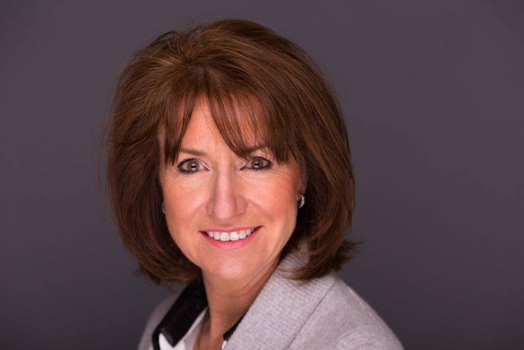 Kathryn Hughes Author Pic .jpg